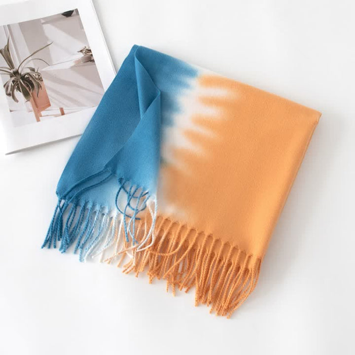 Sciarpa unisex in finto cashmere con frange colorate sfumate - Blu e arancione - image 11