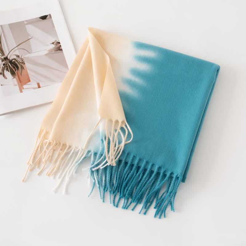 Sciarpa unisex in finto cashmere con frange colorate sfumate - Avorio e blu - image 18