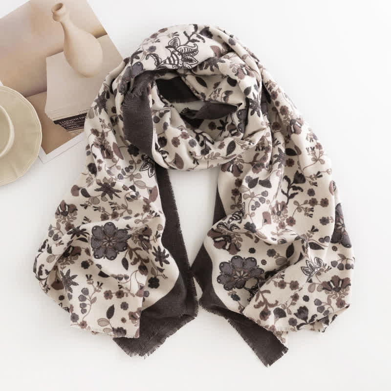 Sciarpa elegante con bordo a contrasto floreale da donna