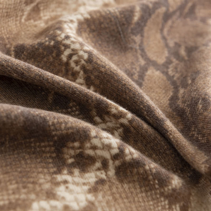 Sciarpa con stampa serpente in stile street chic da donna