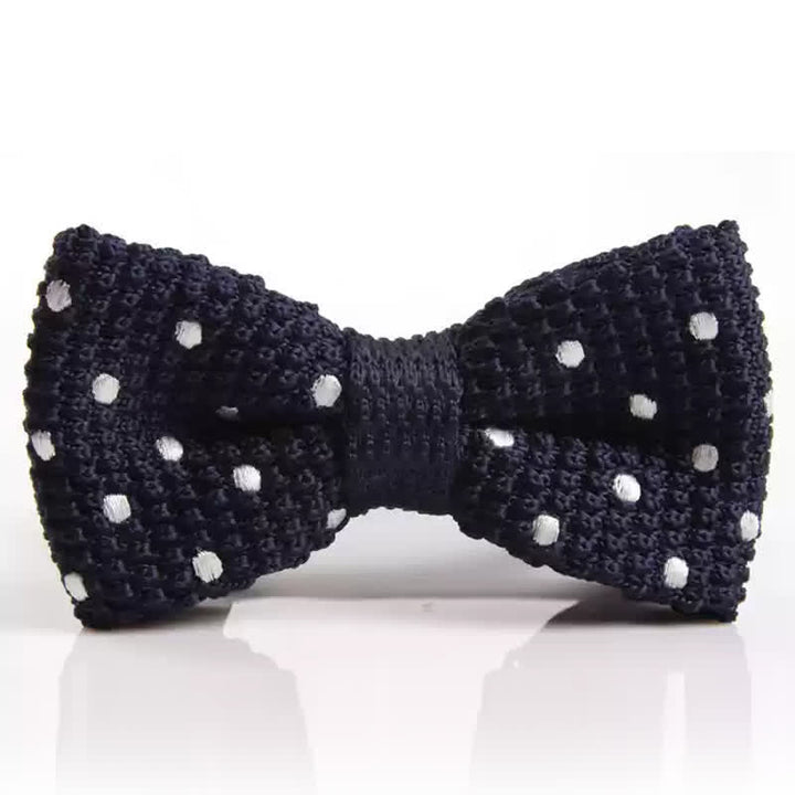 Papillon lavorato a maglia con pois vivaci da uomo