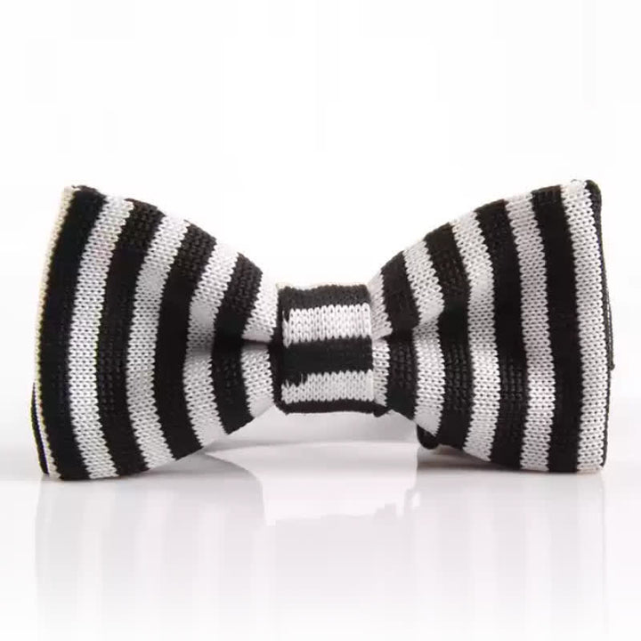 Papillon lavorato a maglia a righe, elegante e originale, da uomo