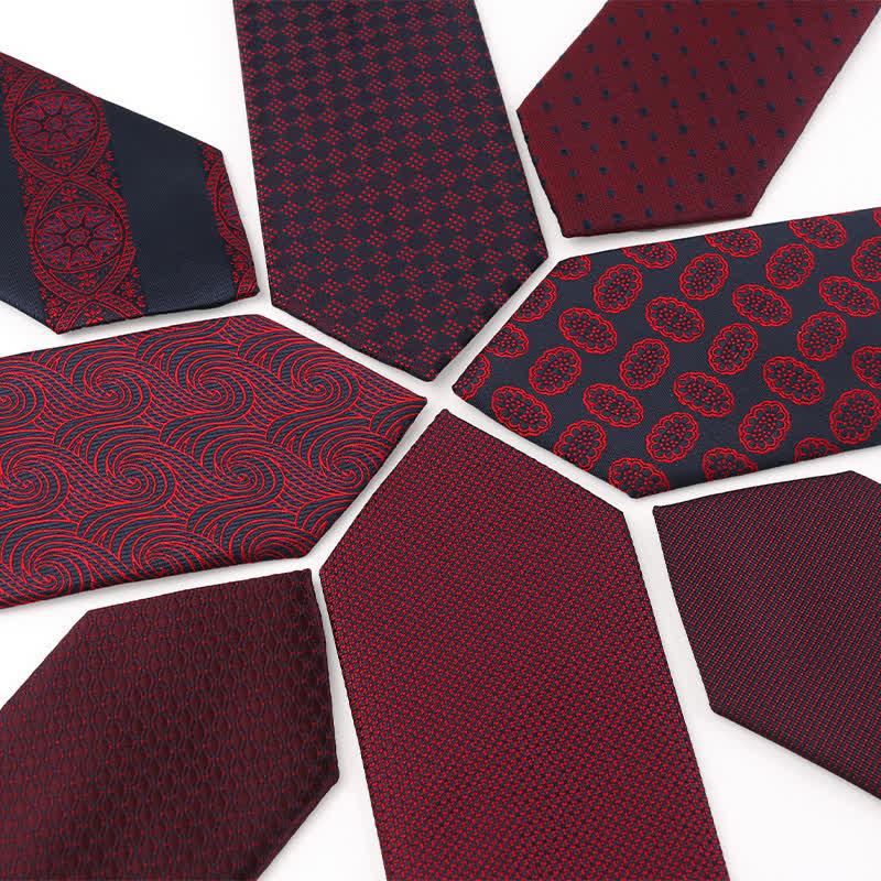 Cravatta da uomo elegante color rosso vino scuro