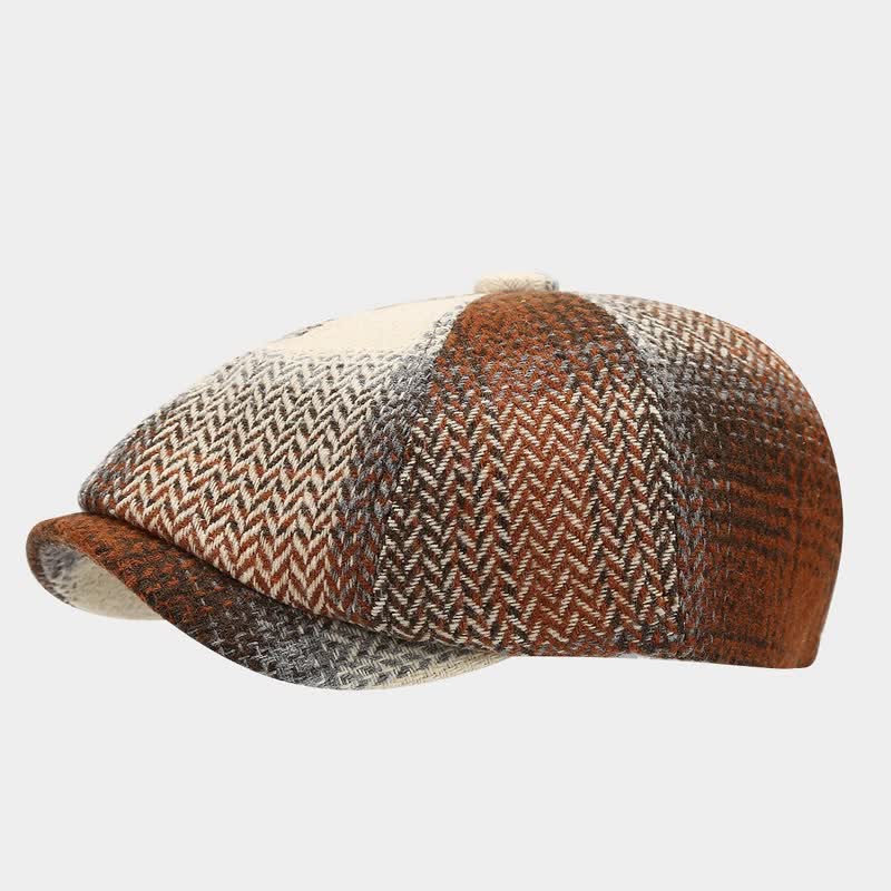 Cappello basco da giornalaio a spina di pesce con frange di colore sfumato