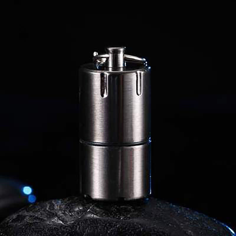 Mini capsula portatile ricarica ciondolo accendino cherosene