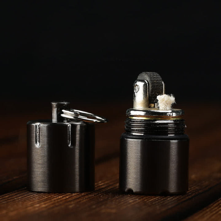 Mini capsula portatile ricarica ciondolo accendino cherosene