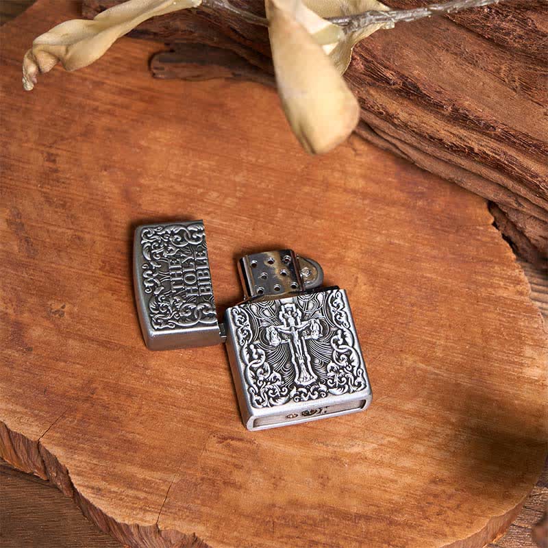 Set di collana con ciondolo a forma di croce e toro Longhorn, accendino della Sacra Bibbia