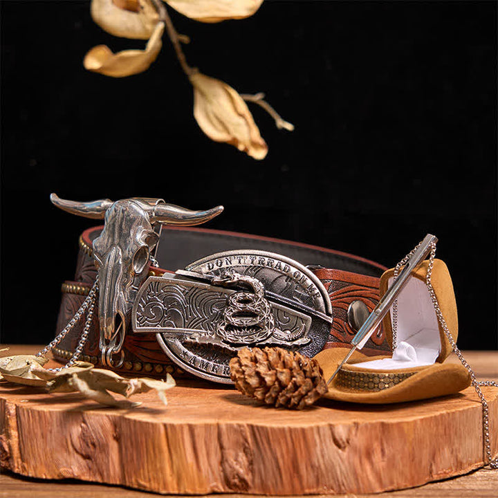 Set di collana con ciondolo a forma di toro con corna di cervo, fibbia a serpente e coltello nascosto fai da te