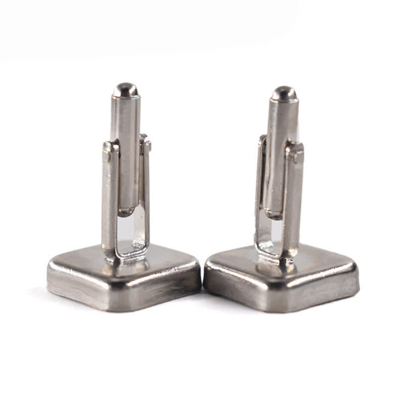 Gemelli da uomo in legno con piccoli quadrati a scacchiera scuri - image 5