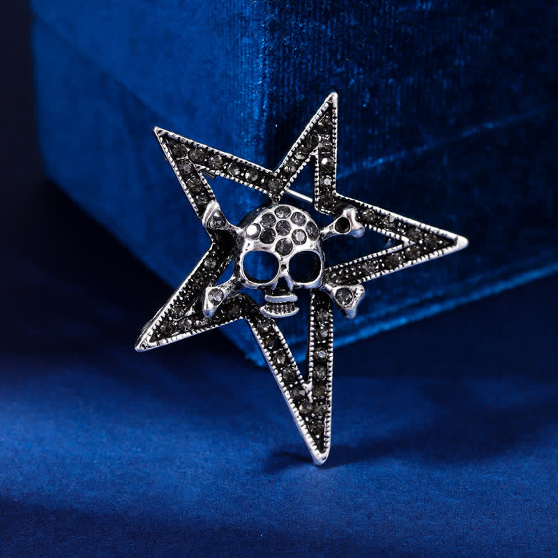 Spilla con teschio e osso a forma di pentagramma con strass - Nero - image 4