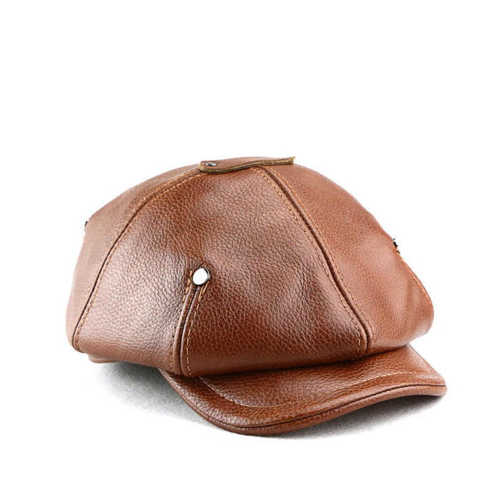 Cappello basco in pelle con rivetti, stile pittore ed artista chic