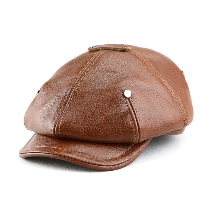 Cappello basco in pelle con rivetti, stile pittore ed artista chic