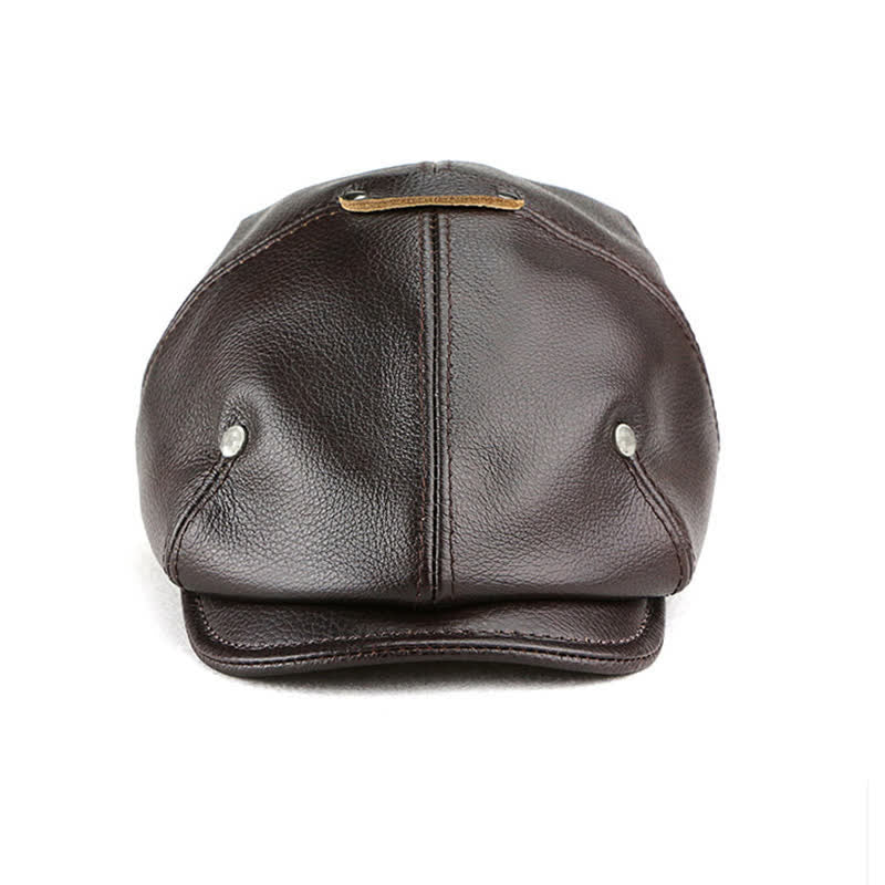 Cappello basco in pelle con rivetti, stile pittore ed artista chic