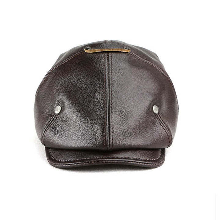 Cappello basco in pelle con rivetti, stile pittore ed artista chic