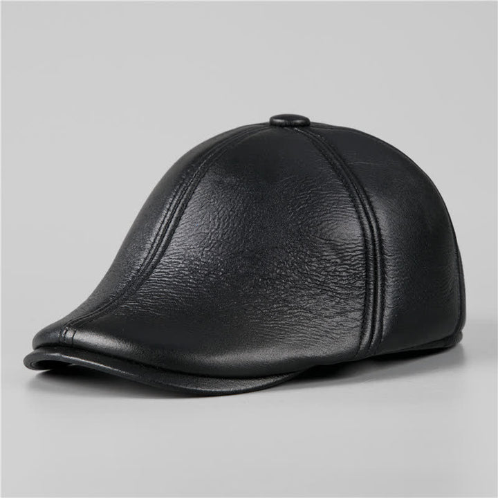 Cappello basco in pelle con paraorecchie caldi e berretto di edera nero
