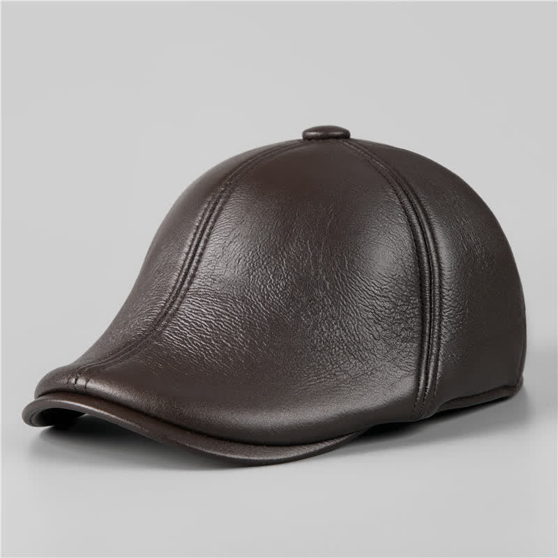 Cappello basco in pelle con paraorecchie caldi e berretto di edera nero