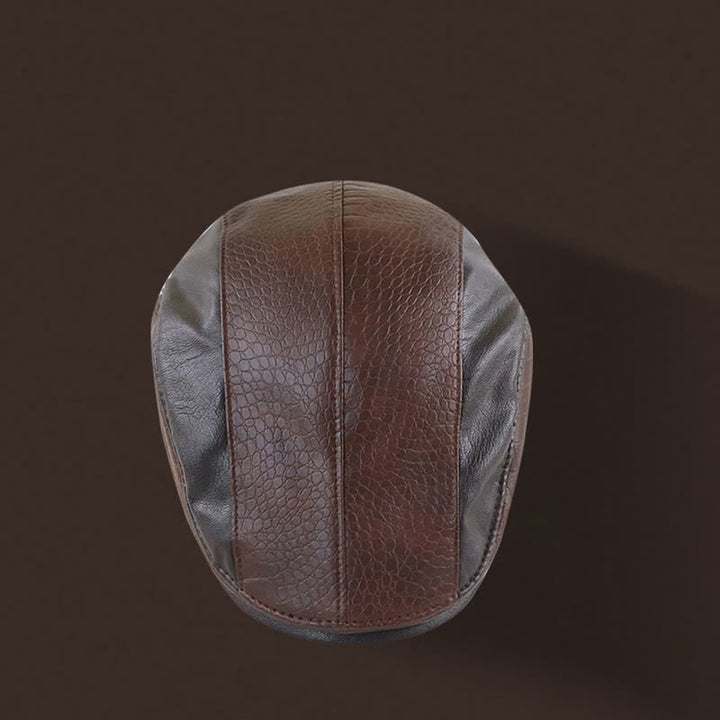 Cappello basco in pelle con cuciture vintage e stampa alligatore - image 2