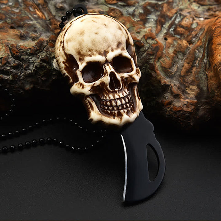 Portachiavi con collana e catena a forma di mini coltello pieghevole con teschio creativo