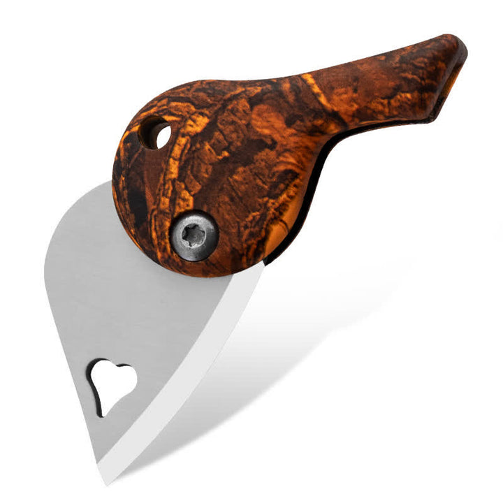 Portachiavi con coltello tascabile pieghevole a forma di cuore con lama cava
