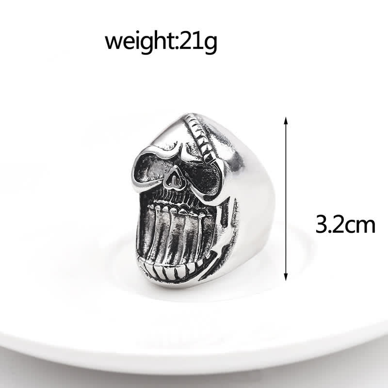 Anello apribottiglie con testa di teschio che ride in stile gotico