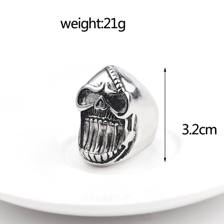 Anello apribottiglie con testa di teschio che ride in stile gotico