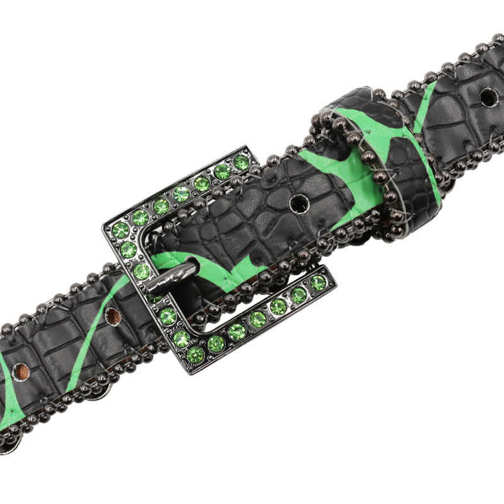 Cintura in pelle con stampa leopardata e rivetti a forma di teschio gotico