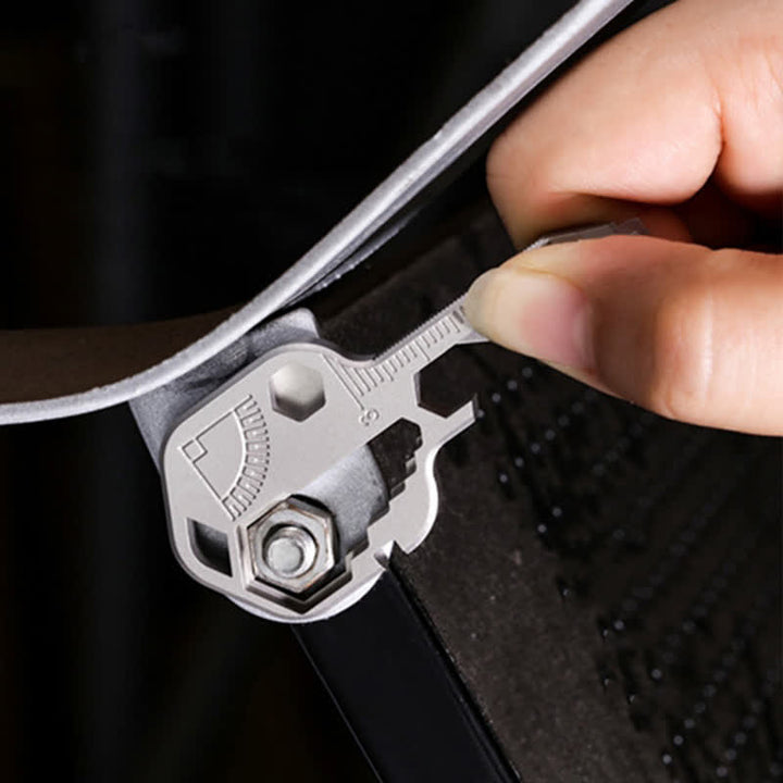 Mini Utility 11 in 1 Portachiavi con utensili comuni a forma di chiave - image 7