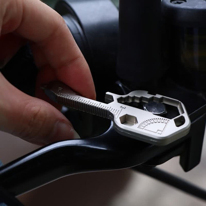 Mini Utility 11 in 1 Portachiavi con utensili comuni a forma di chiave - image 5