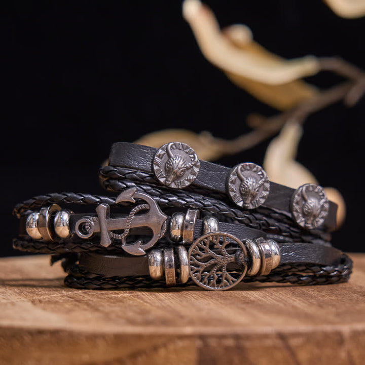 Braccialetto in pelle nera con testa di animale e teschio alla moda