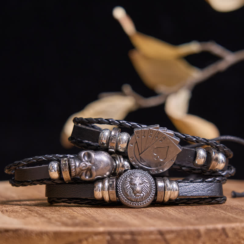 Braccialetto in pelle nera con testa di animale e teschio alla moda
