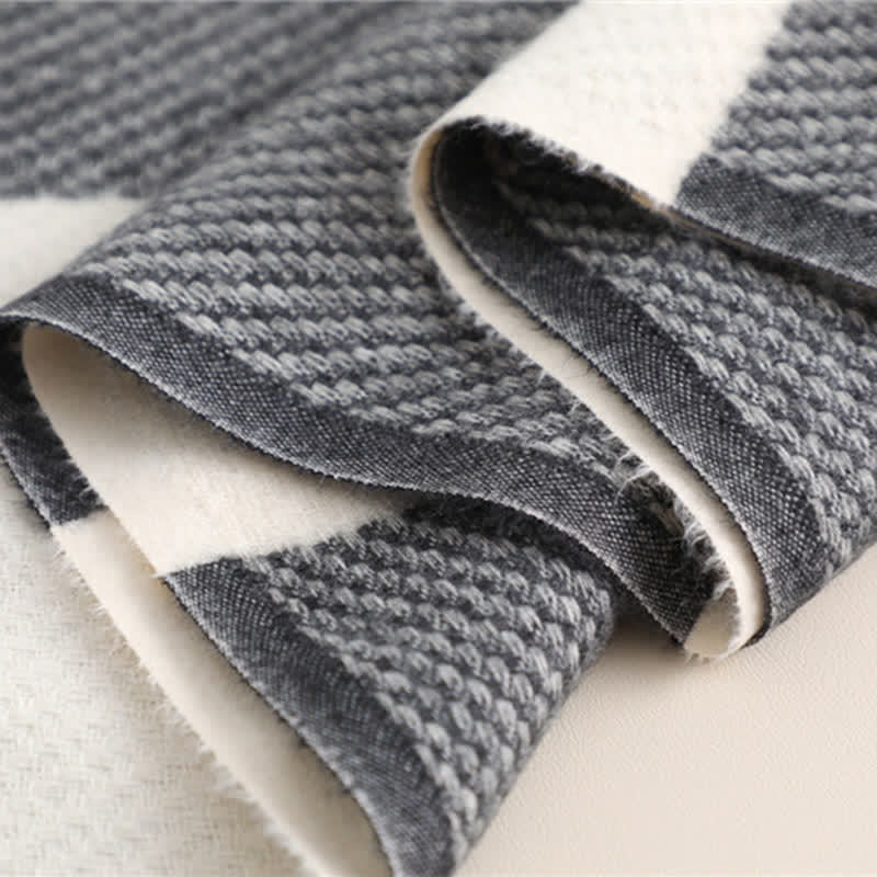 Sciarpa invernale calda a righe con frange unisex - image 5