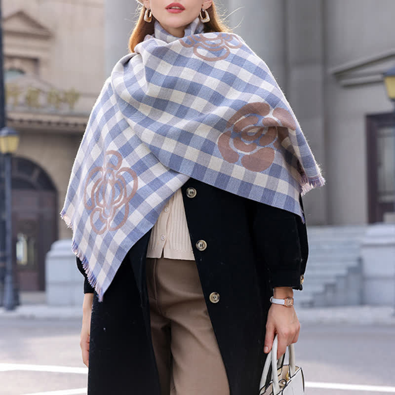 Sciarpa unisex con stampa floreale grande e nappe a quadri - image 1