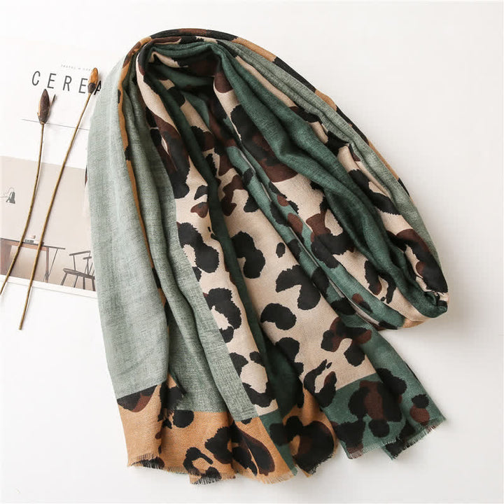 Sciarpa sottile grande con stampa leopardata da donna