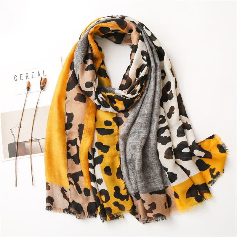 Sciarpa sottile grande con stampa leopardata da donna