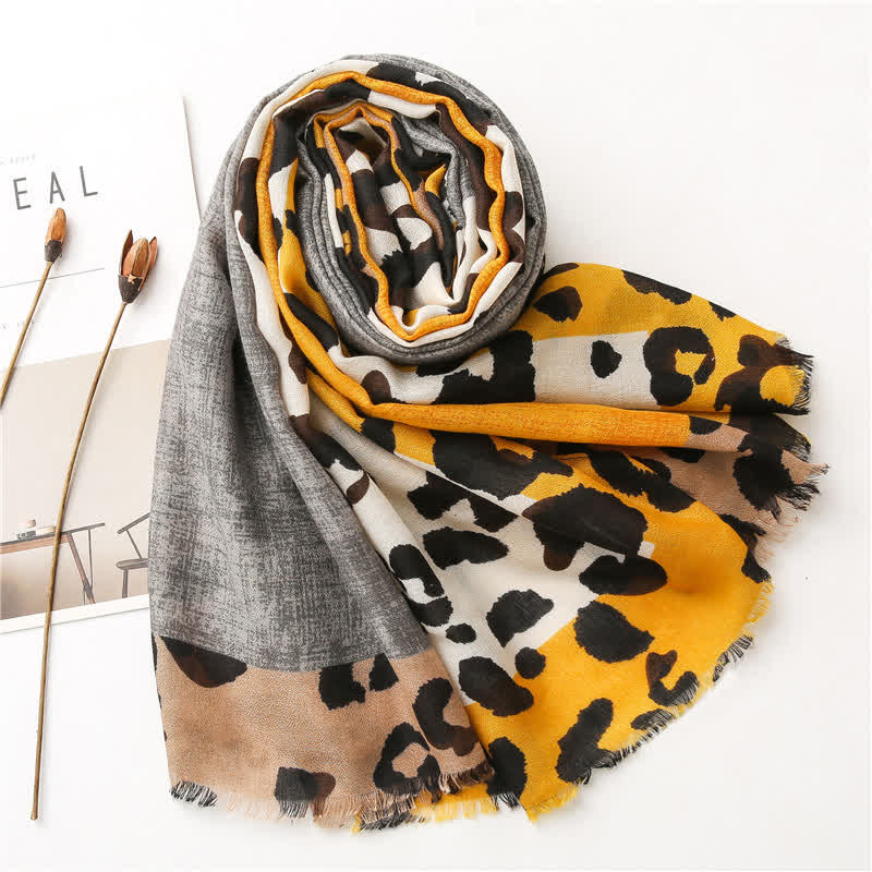 Sciarpa sottile grande con stampa leopardata da donna