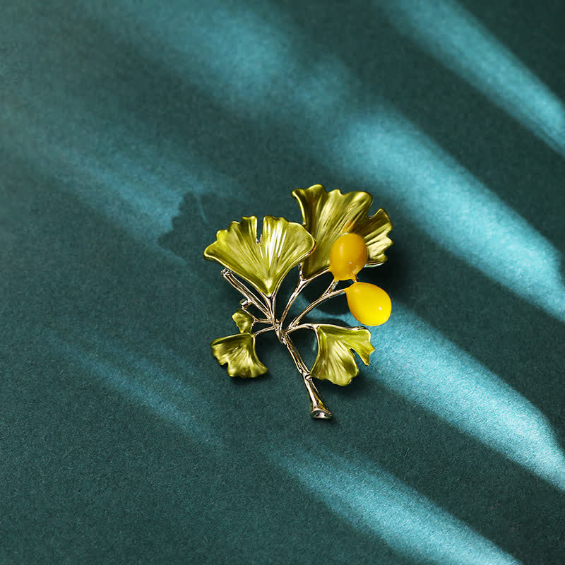 Spilla da donna Elegance con foglia di ginkgo gialla