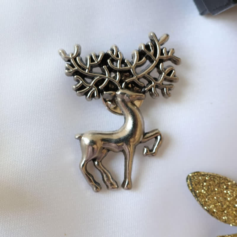 Spilla da uomo con accessorio per abito a forma di cervo d'argento a forma di alce di Natale