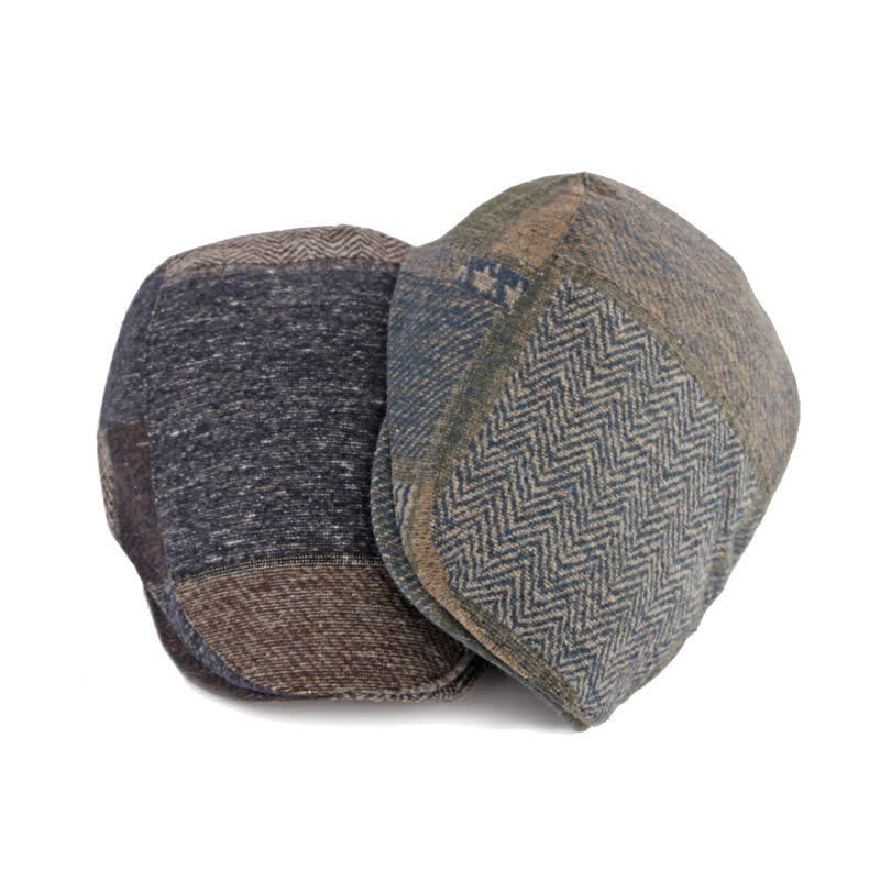 Cappello basco in tweed a spina di pesce con cuciture patchwork