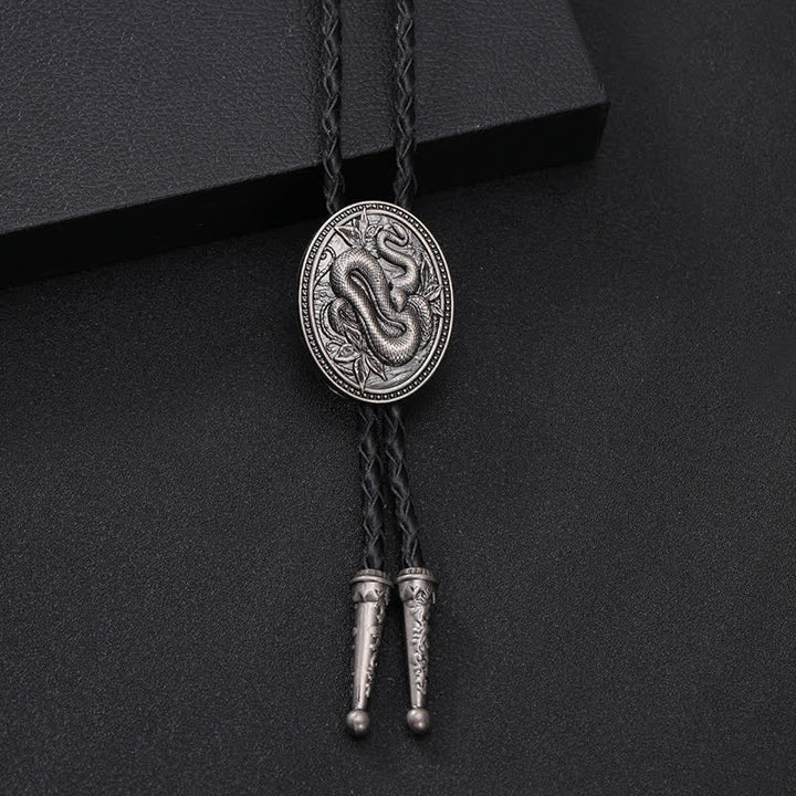 Cravatta Bolo con ciondolo a forma di fiore di serpente tradizionale