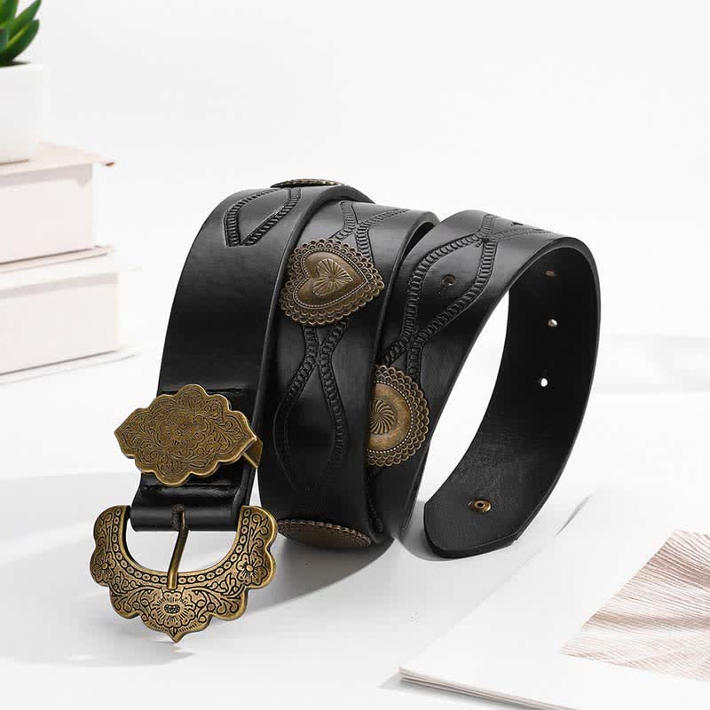 Cintura in pelle nera con cuore in bronzo antico e rivetti rotondi