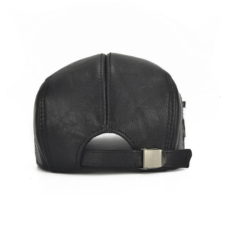 Cappello basco in pelle di vacchetta con lacci laterali
