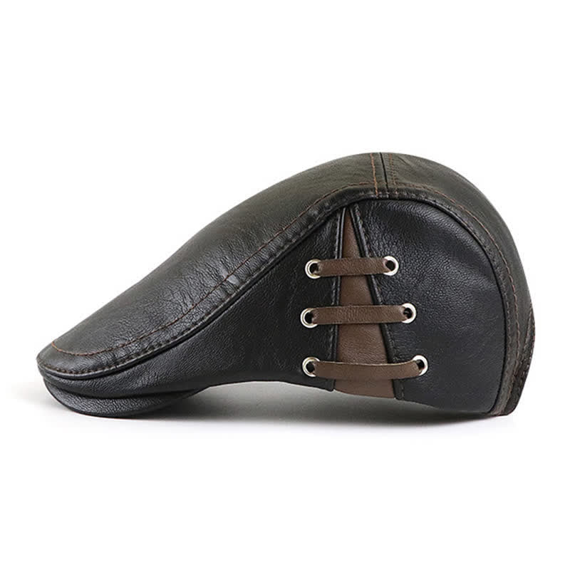 Cappello basco in pelle con lacci laterali alla moda