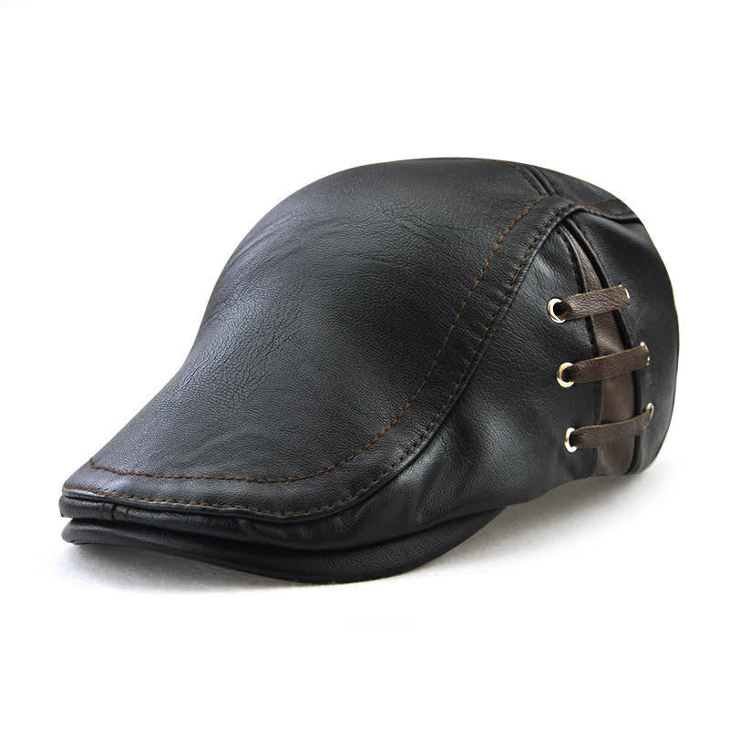 Cappello basco in pelle con lacci laterali alla moda