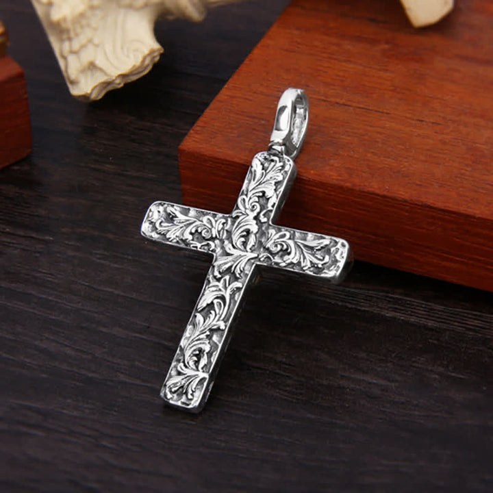 Collana antica con croce d'aquila in oro e argento