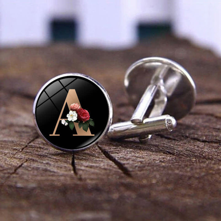 Set di 3 gemelli con fermacravatta e spilla a forma di fiore da uomo, 26 lettere maiuscole - image 1