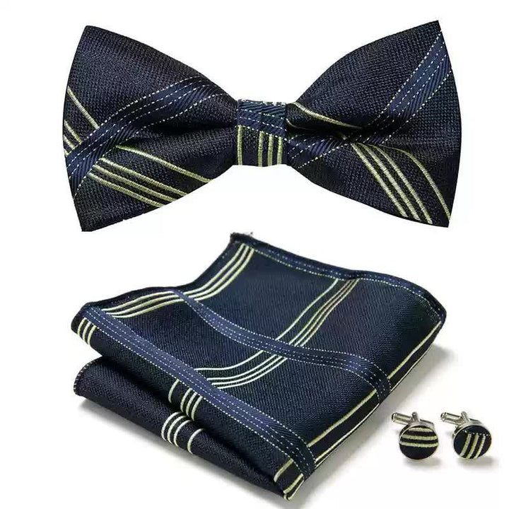 Set di 3 gemelli da taschino con papillon e motivo a quadri blu notte da uomo