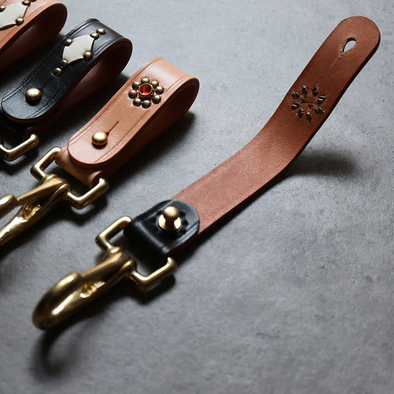 Rivetti Portachiavi in ottone borchiato Cintura Portachiavi in pelle