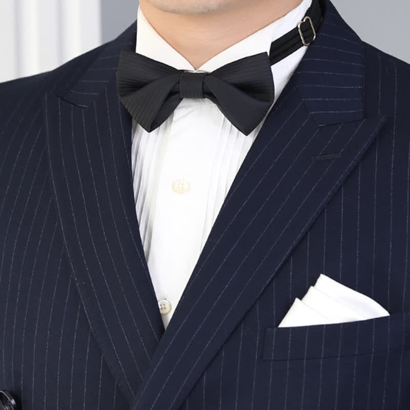 Papillon da uomo in twill nero sottile a righe blu navy