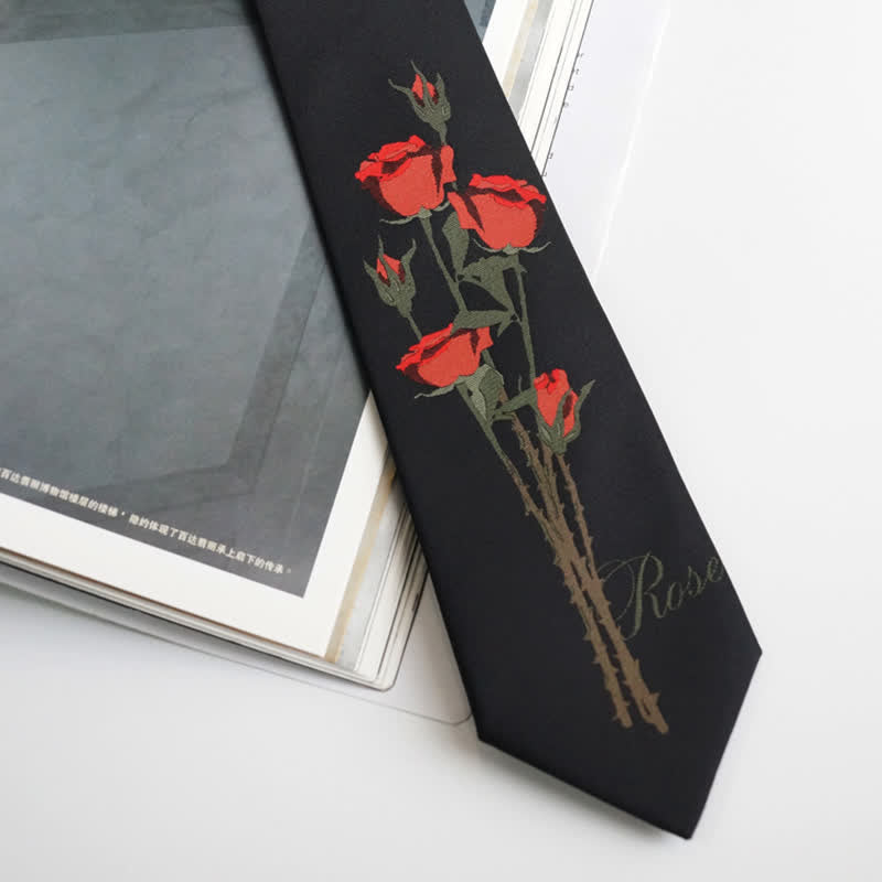 Cravatta da uomo romantica nera con motivo a mazzo di rose rosse