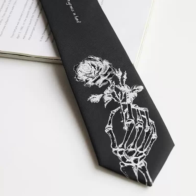 Cravatta da uomo nera e argento con stampa "Give People Rose"